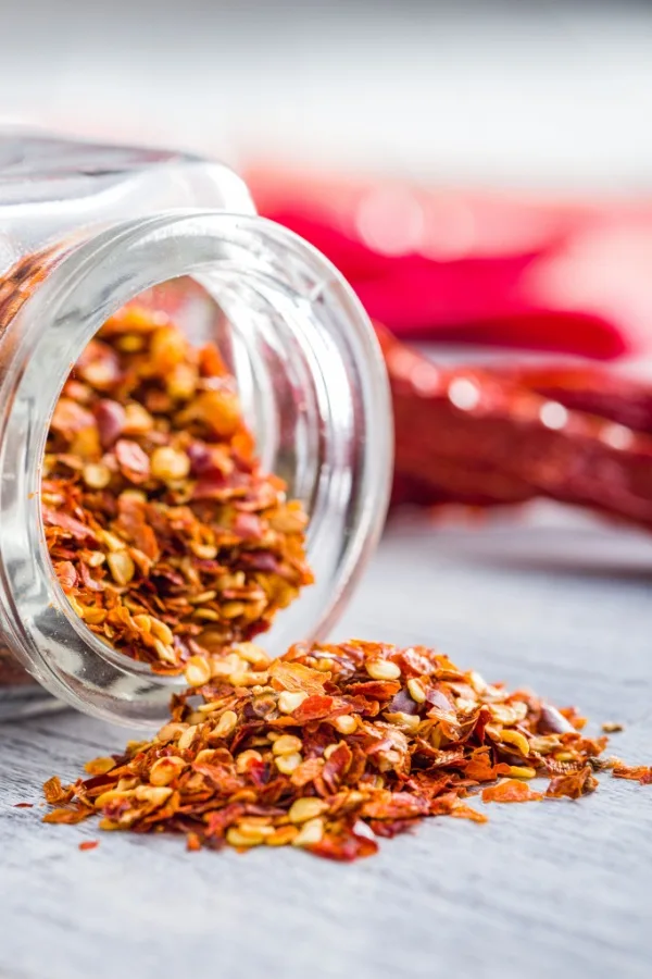 Hot pepper flakes